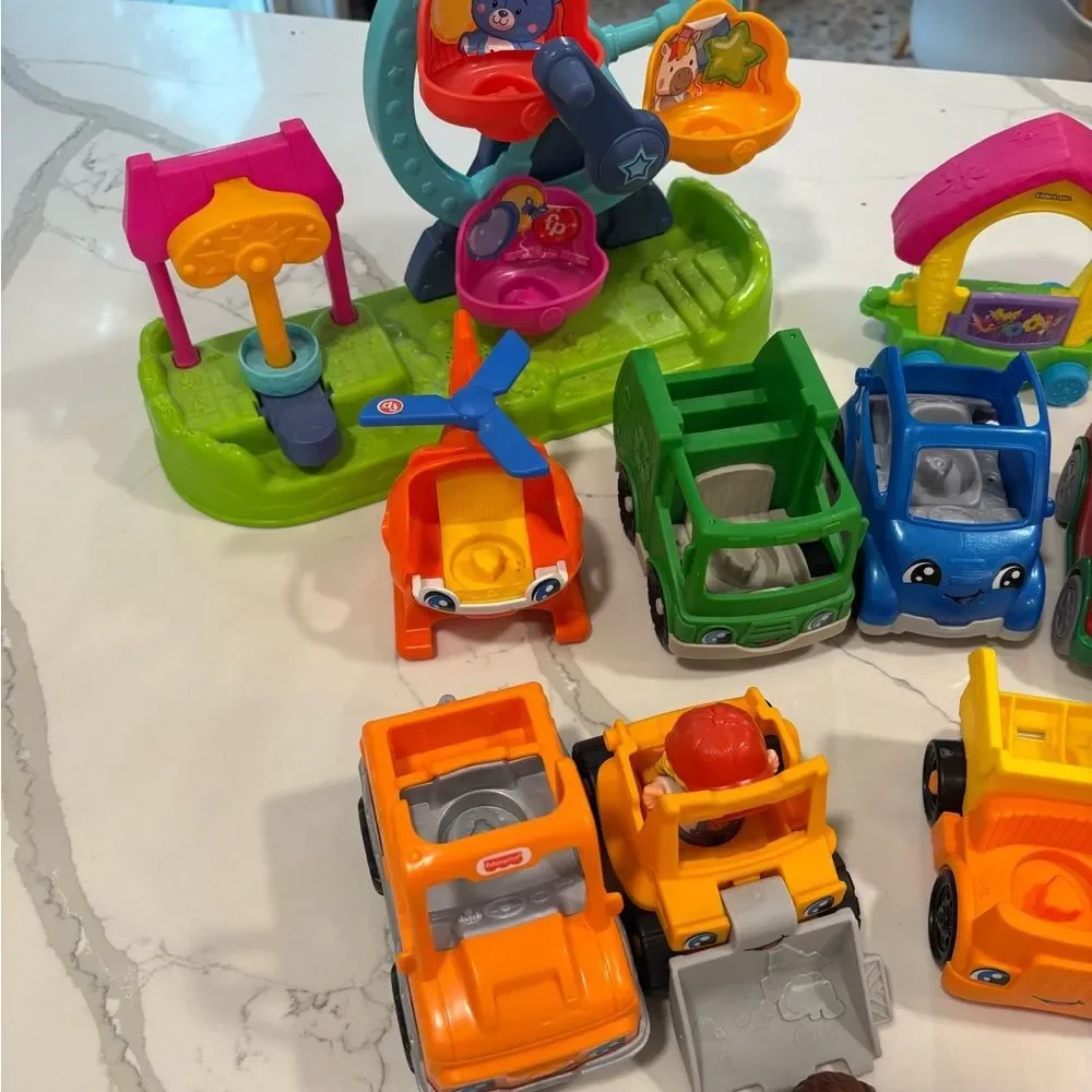 Fisher-Price Little People Cars and People